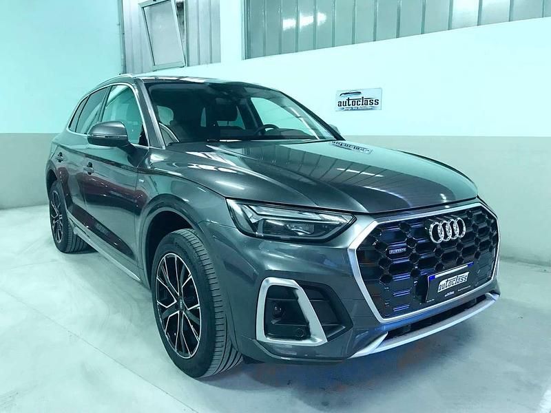 Usata Audi Q5 S-Line 204 CV (150 kW) 2024 Grigio SUV