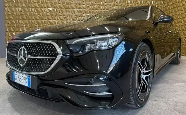 Usata Mercedes E220 Advanced Plus 197 CV (144 kW) 2023 Nero Berlina