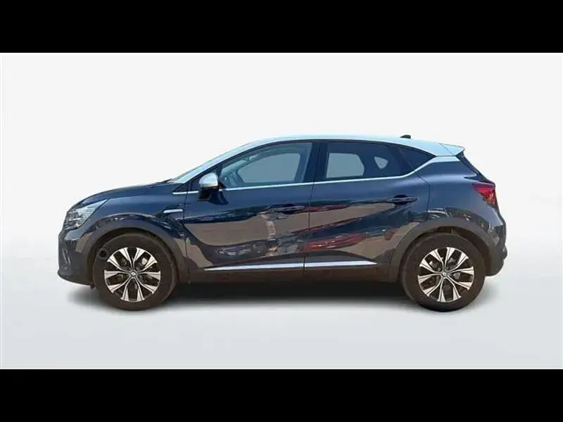 Usata Renault Captur Techno 145 CV (106 kW) 2023 Blu scuro SUV