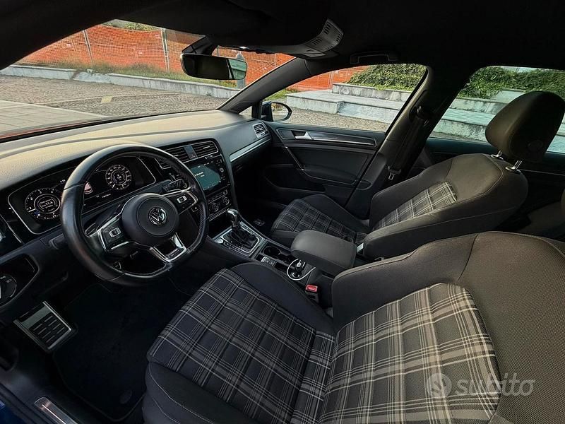 Usata VW Golf VII GTD 2018 Blu Berlina