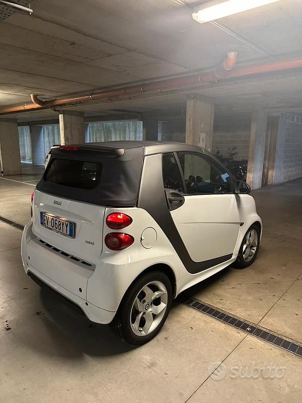 Usata Smart ForTwo Cabrio Pulse 71 CV (52 kW) 2014 Bianco Cabrio