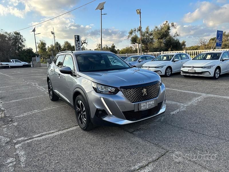 Usata Peugeot 2008 Allure 131 CV (96 kW) 2020 Grigio SUV