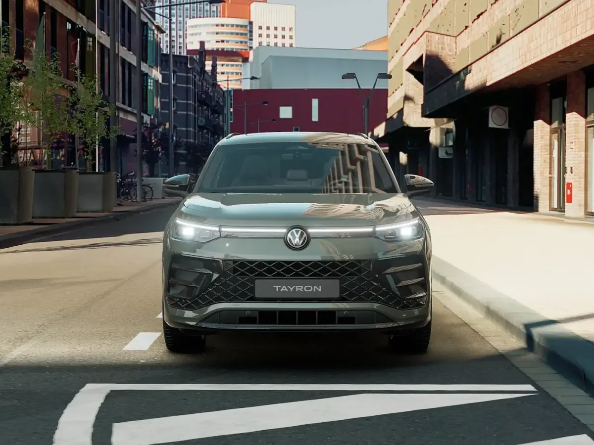 Nuova VW Tayron R-line Plus 150 CV (110 kW) 2026 Velvet green metallizzato SUV