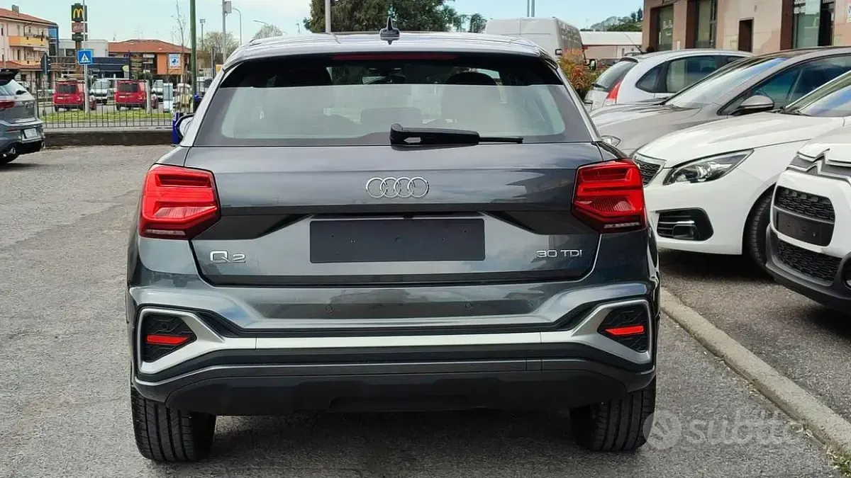 Usata Audi Q2 S-Line 116 CV (85 kW) 2025 Grigio SUV