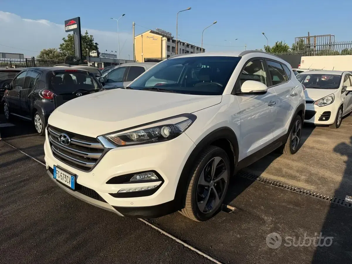 Usata Hyundai Tucson Xpossible 116 CV (85 kW) 2016 Bianco SUV
