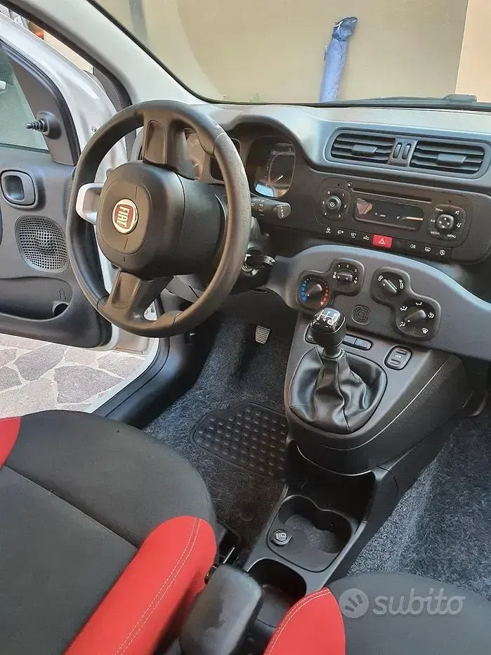Usata Fiat Panda 95 CV (69 kW) 2017 Utilitaria