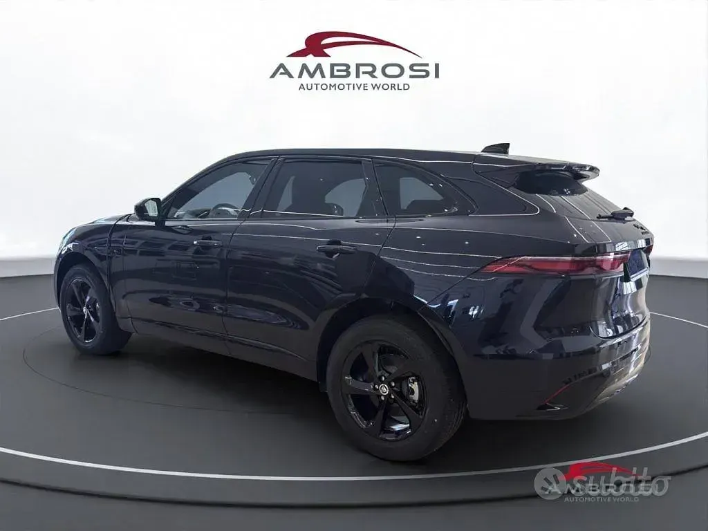 Usata Jaguar F-Pace R-Dynamic 163 CV (119 kW) 2025 Portofino blue SUV
