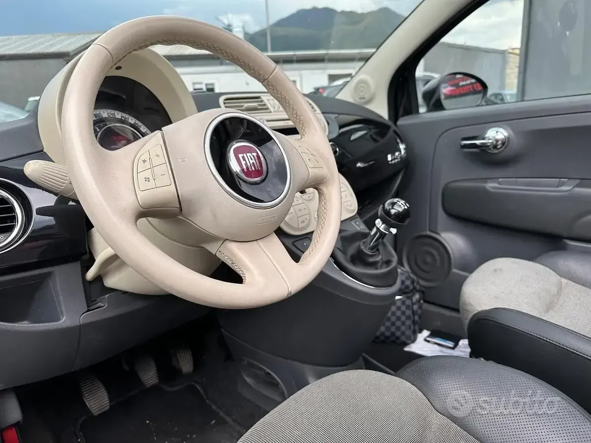 Usata Fiat 500 Lounge 85 CV (62 kW) 2011 Nero Cabrio