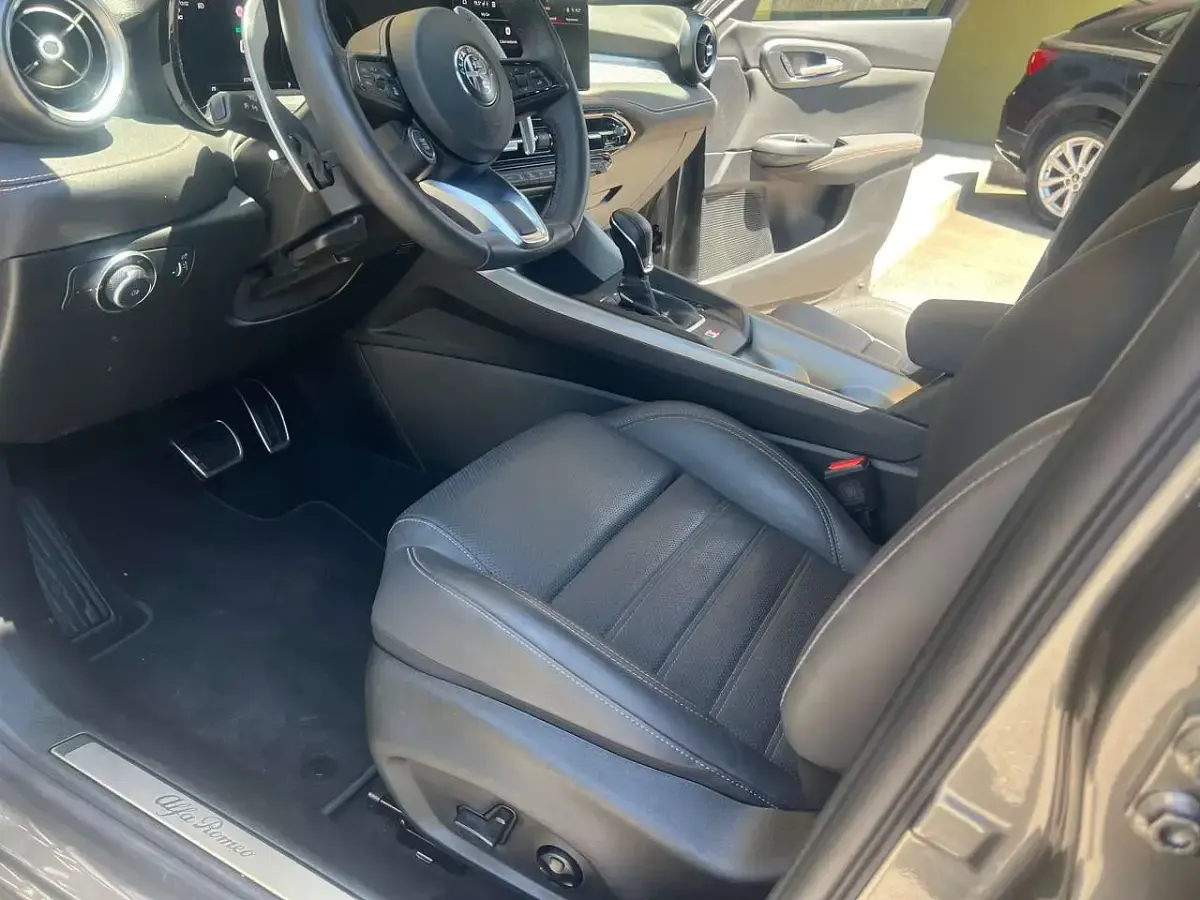 Usata Alfa Romeo Tonale Veloce 160 CV (117 kW) 2024 Grigio SUV