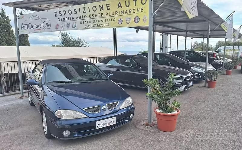 Usata Renault Mégane Cabriolet 95 CV (69 kW) 2002 Blu Cabrio