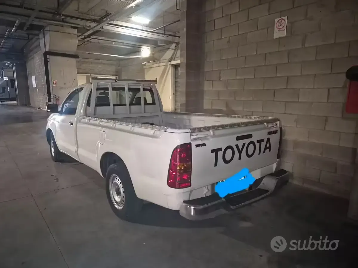Usata Toyota HiLux 2009 Pick-up