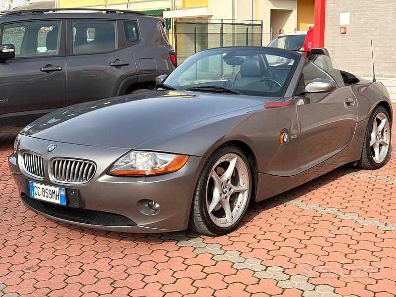 Usata BMW Z4 231 CV (169 kW) 2003 Grigio Cabrio