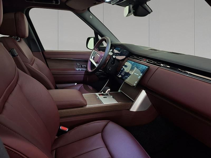 Nuova Land Rover Range Rover HSE 249 CV (183 kW) 2026 Charente grey SUV