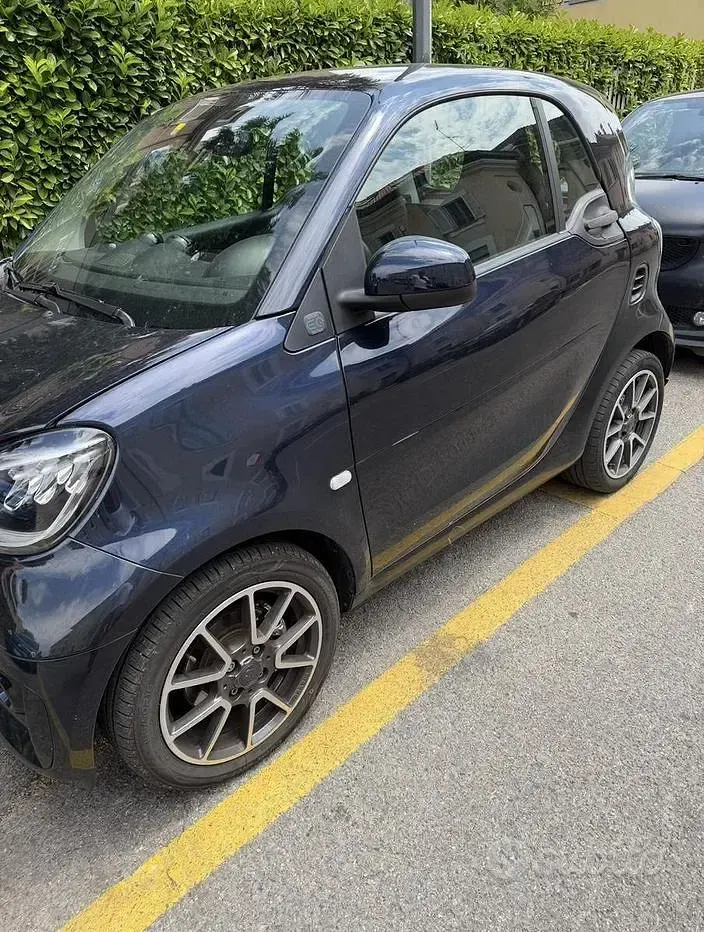 Usata Smart ForFour Electric Drive Brabus 41 kW (56 CV) 2020 Bluazzurro Coupé