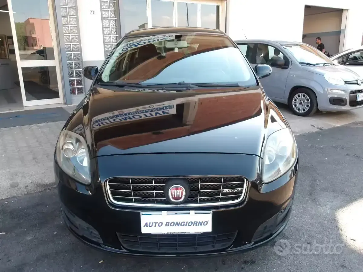 Usata Fiat Croma Dynamic 120 CV (88 kW) 2010 Nero Station wagon