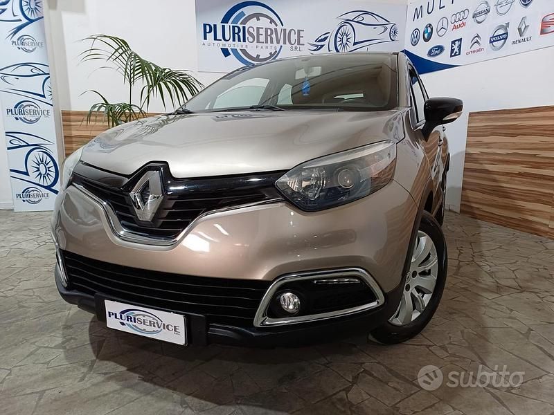 Beige Usata 2016 Renault Captur SUV | 6400 € (Super prezzo) - Immagine 1/4