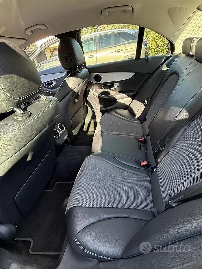Usata Mercedes C220 170 CV (125 kW) 2014 Grigio Berlina