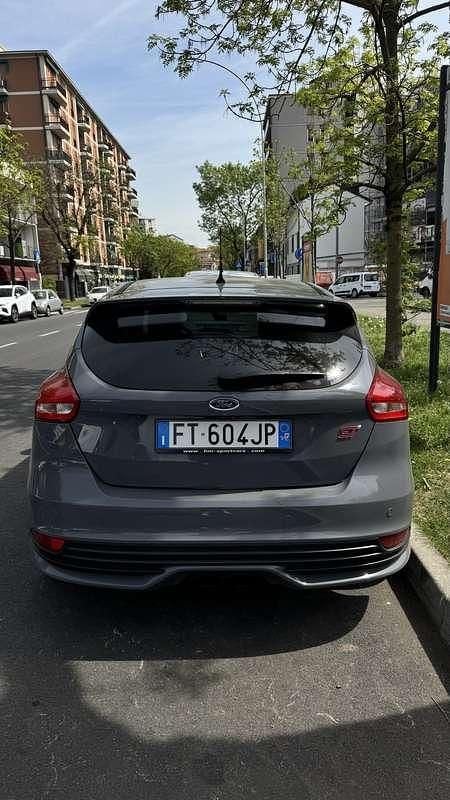 Usata Ford Focus ST 250 CV (183 kW) 2015 Station wagon