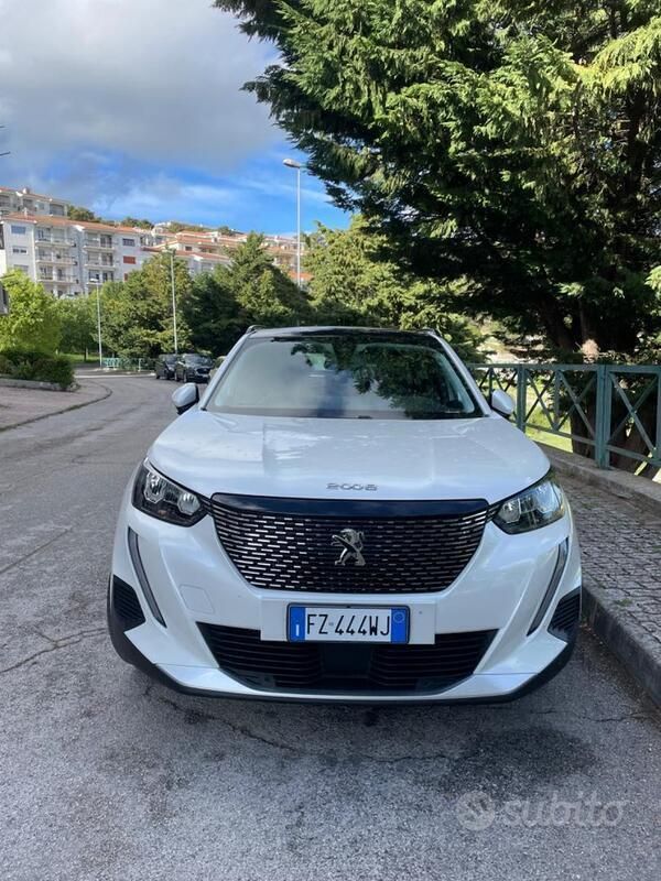 Usata Peugeot 2008 131 CV (96 kW) 2020 Bianco SUV