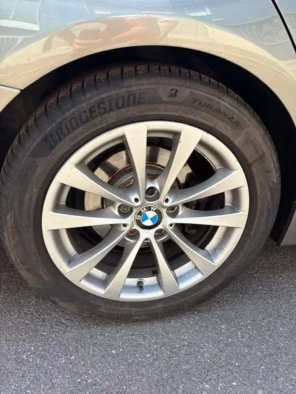 Usata BMW 320 Advantage 190 CV (139 kW) 2015 Grigio Station wagon