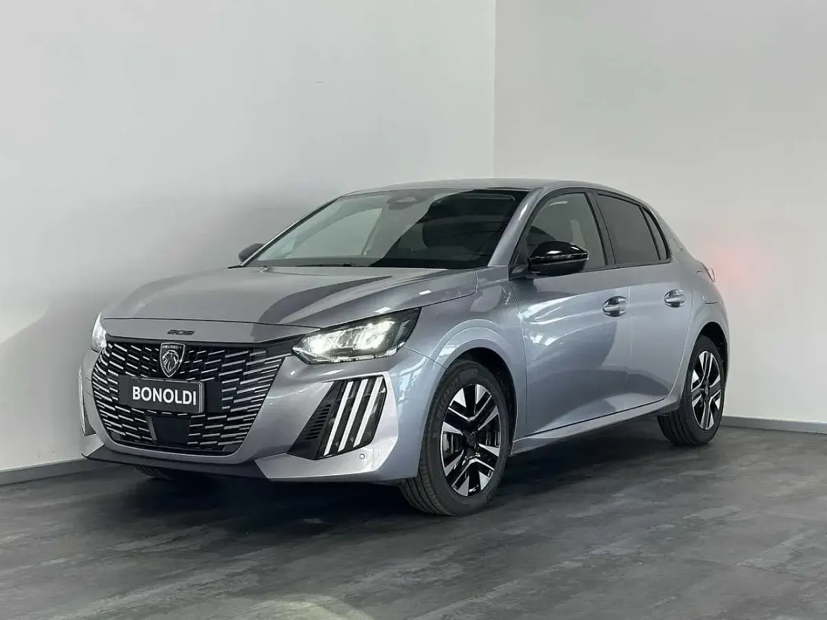 Usata Peugeot 208 Allure 102 CV (75 kW) 2025 Utilitaria