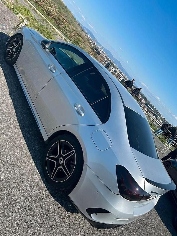 Usata Mercedes A180 Premium 115 CV (84 kW) 2020 Argento Berlina