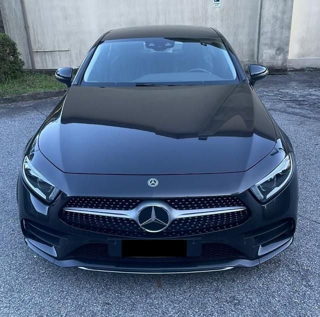 Usata Mercedes CLS300 Premium 245 CV (180 kW) 2019 Grigio Coupé
