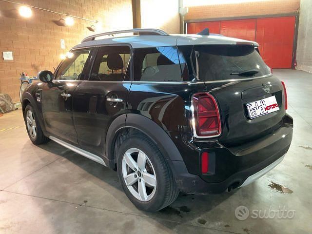 Usata Mini One Countryman Essential 102 CV (75 kW) 2022 Nero SUV