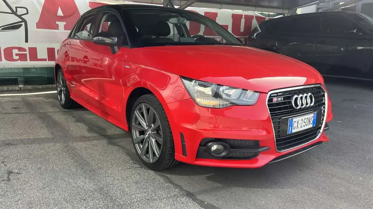 Usata Audi A1 Sportback S-Line 86 CV (63 kW) 2015 Rosso Utilitaria