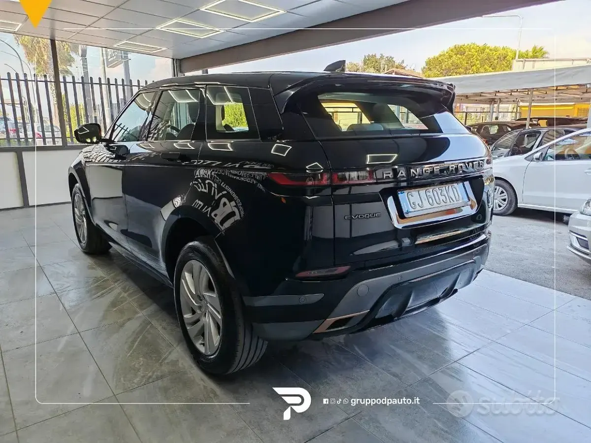 Usata Land Rover Range Rover evoque SE Dynamic 163 CV (119 kW) 2022 Nero SUV