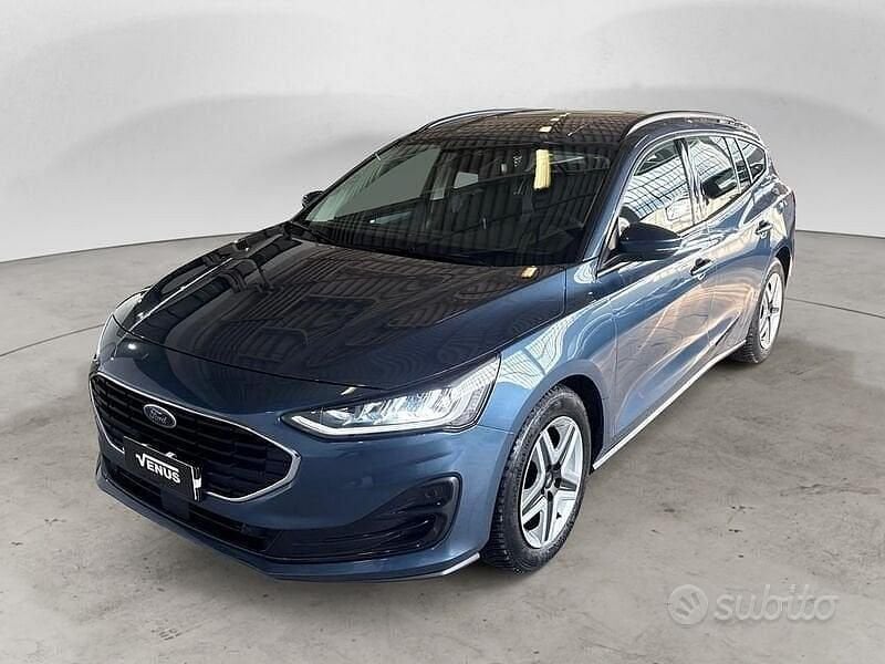 Usata Ford Focus Active 120 CV (88 kW) 2022 Blu Station wagon