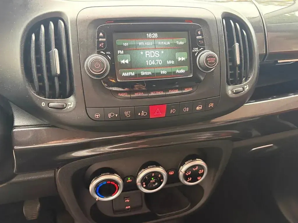 Usata Fiat 500L Trekking 84 CV (61 kW) 2014 Grigio Monovolume