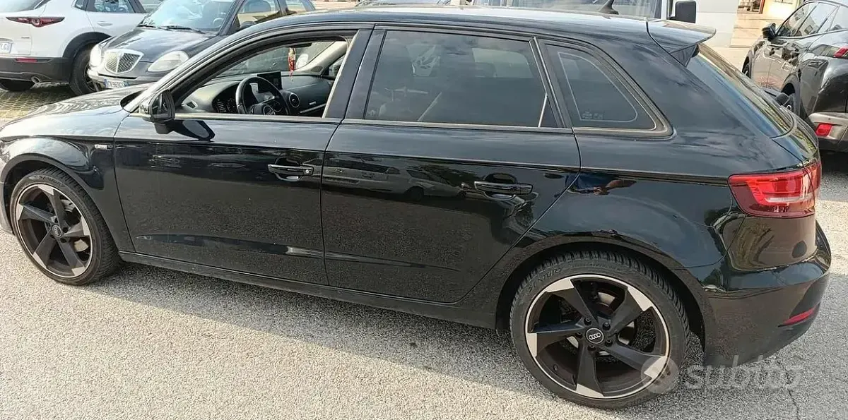 Usata Audi A3 131 CV (96 kW) 2019 Nero Berlina