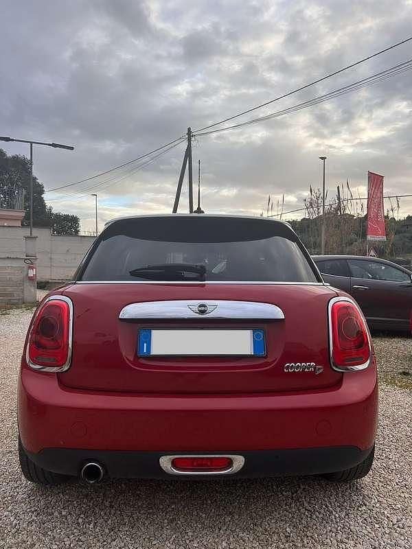 Usata Mini Cooper D Business 116 CV (85 kW) 2015 Rosso Utilitaria