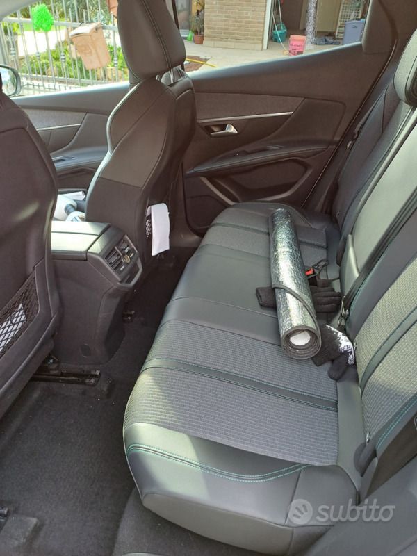 Usata Peugeot 3008 Allure 131 CV (96 kW) 2021 Bianco SUV