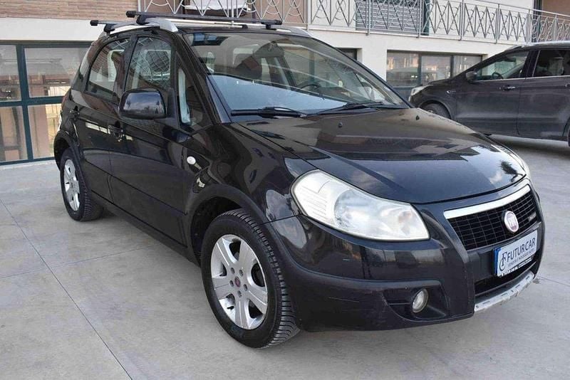 Usata Fiat Sedici Dynamic 120 CV (88 kW) 2009 Nero SUV