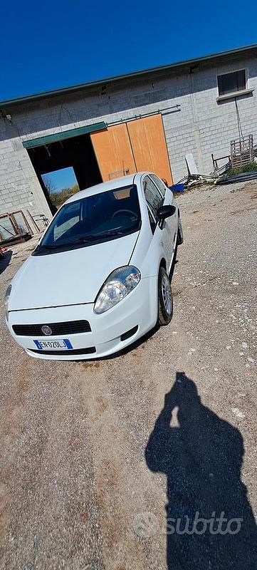 Usata Fiat Punto 65 CV (47 kW) 2012 Bianco Utilitaria