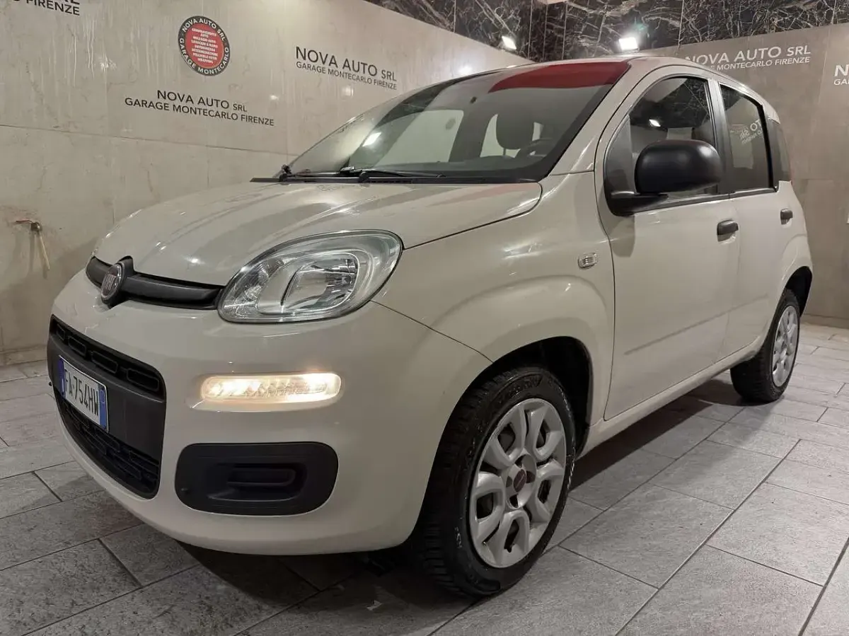 Usata Fiat Panda Lounge 80 CV (58 kW) 2015 Beige Utilitaria