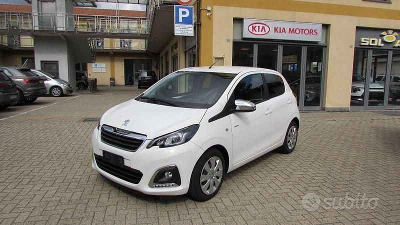 Bianco Usata 2021 Peugeot 108 Style Due volumi | 12.500 € (Molto cara) - Immagine 1/4