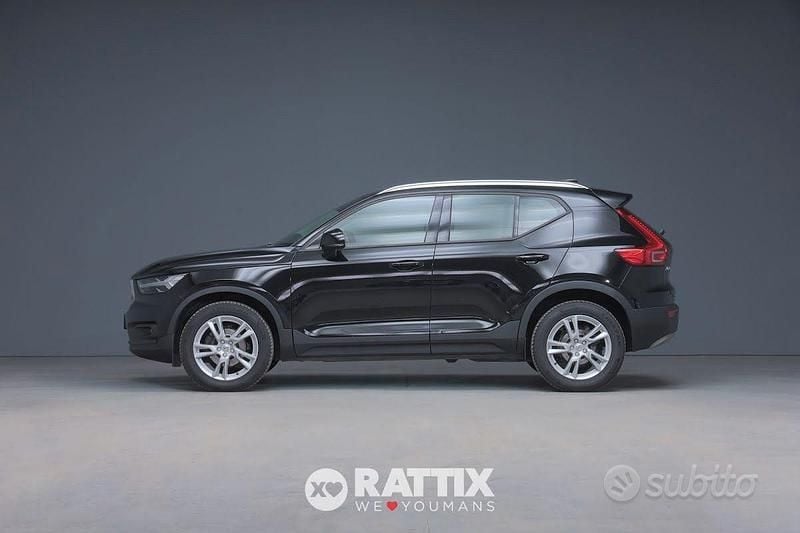 Usata Volvo XC40 163 CV (119 kW) 2020 Nero SUV