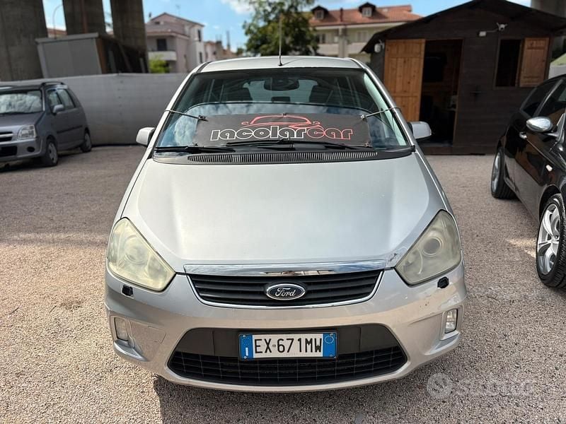 Usata 2010 Ford C-MAX Monovolume | 2200 € - Immagine 1/4