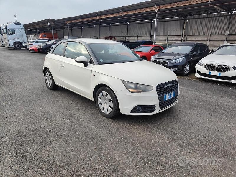 Usata Audi A1 90 CV (66 kW) 2012 Bianco Utilitaria
