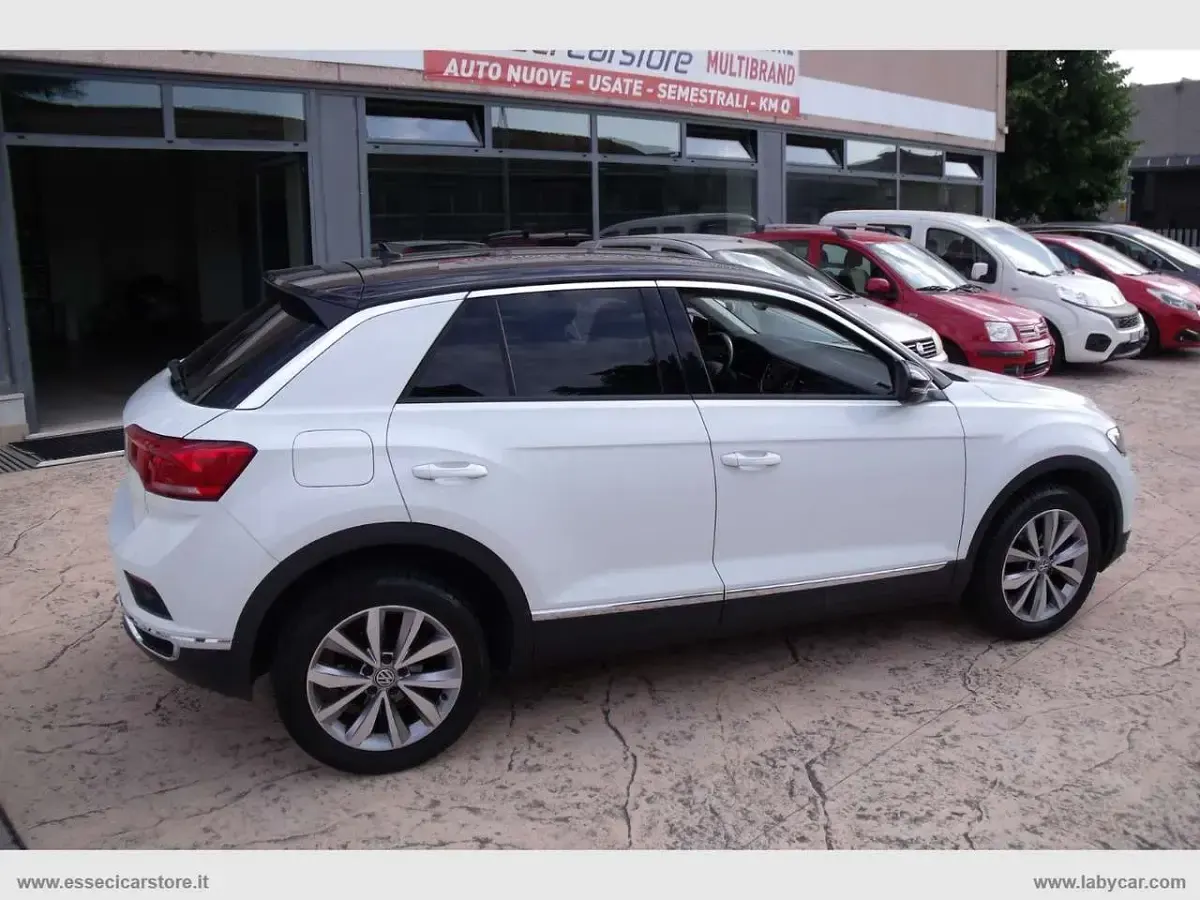Usata VW T-Roc Style 116 CV (85 kW) 2018 Bianco SUV