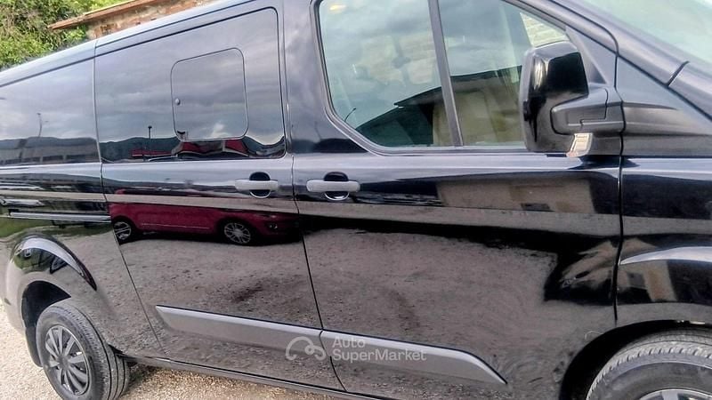 Usata Ford Transit Custom 131 CV (96 kW) 2021 Nero Berlina