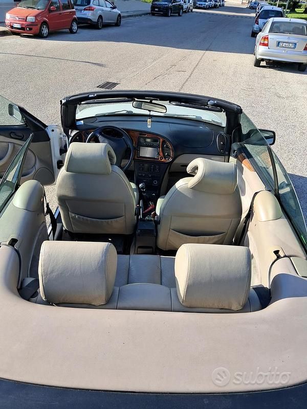 Usata Saab 900 126 CV (92 kW) 1995 Bianco Utilitaria
