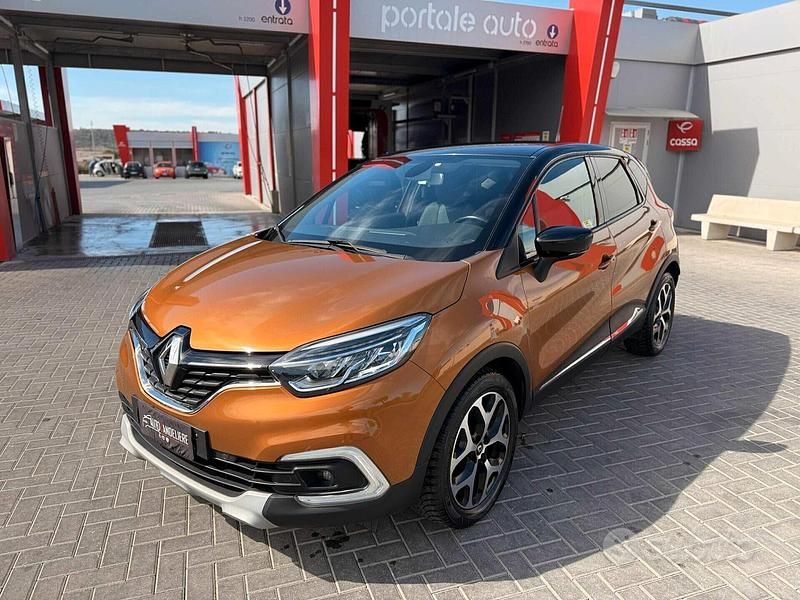 Usata Renault Captur 90 CV (66 kW) 2019 Arancione SUV