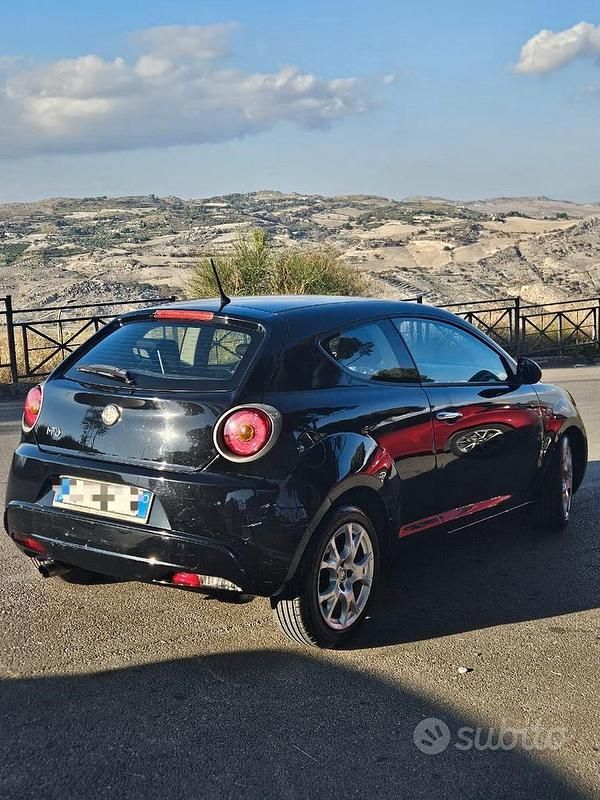 Usata Alfa Romeo MiTo 90 CV (66 kW) 2009 Nero Utilitaria