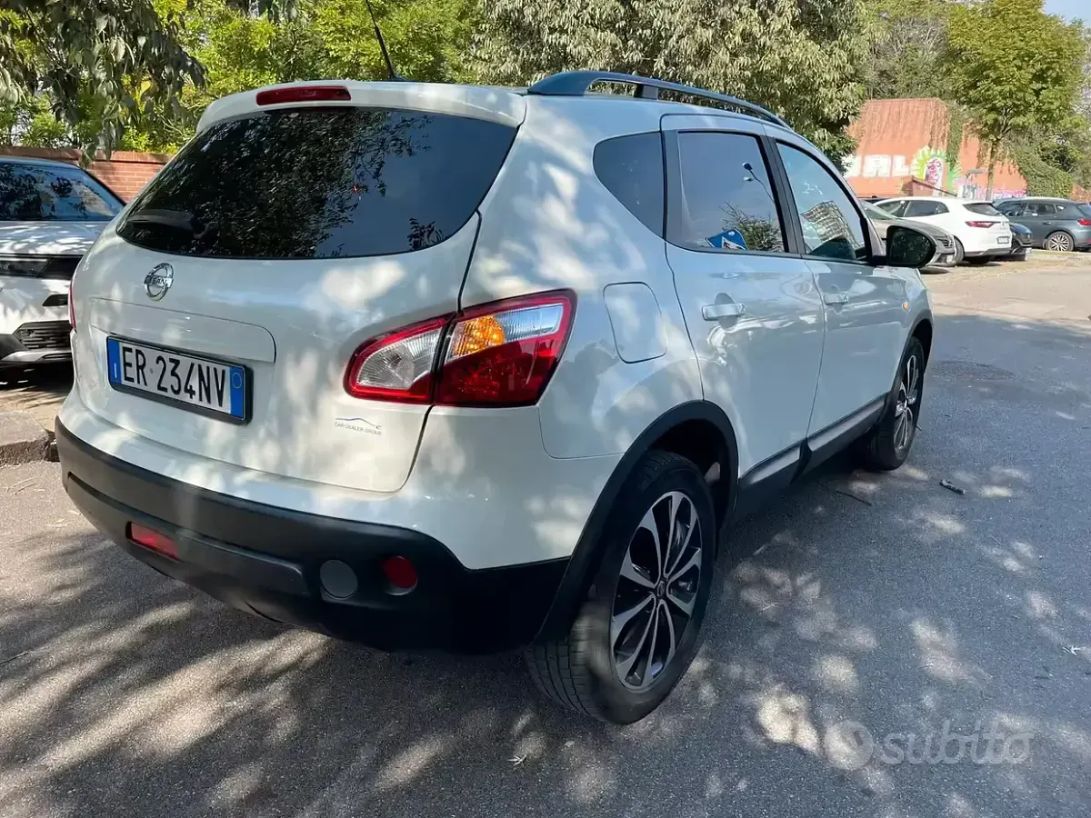 Usata Nissan Qashqai 117 CV (86 kW) 2013 Bianco SUV