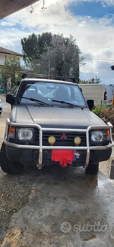 Usata Mitsubishi Pajero 1992 SUV