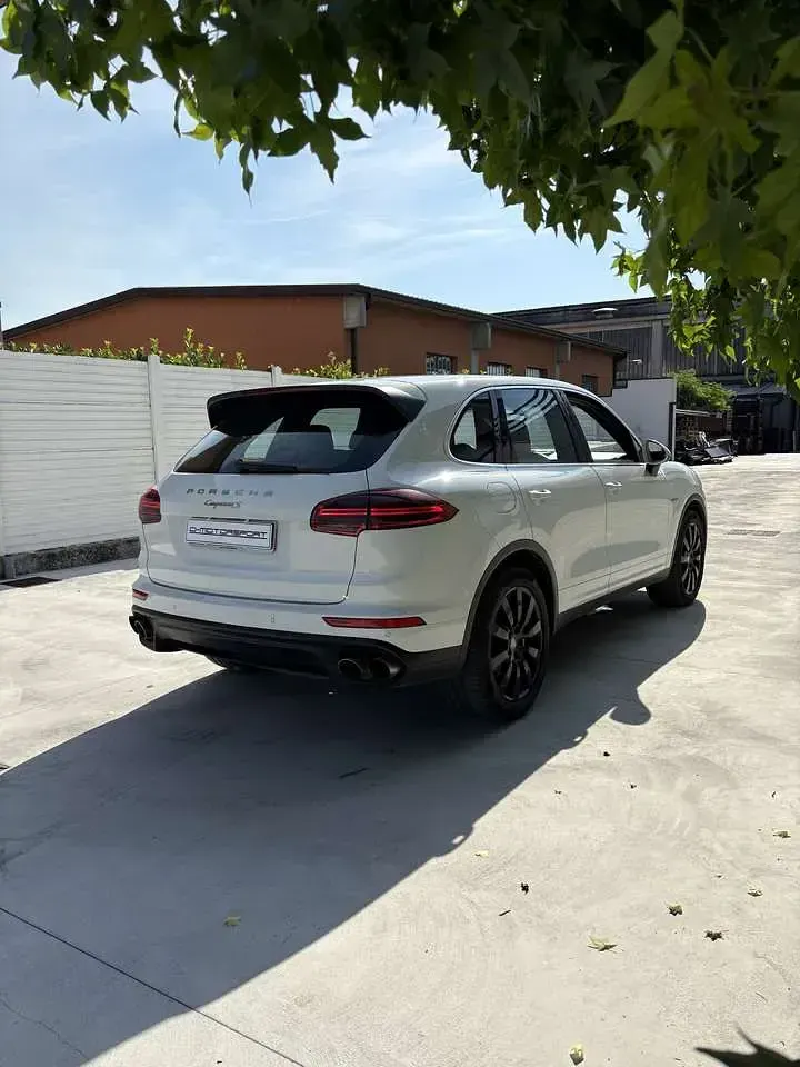 Usata Porsche Cayenne 334 CV (245 kW) 2015 Other SUV